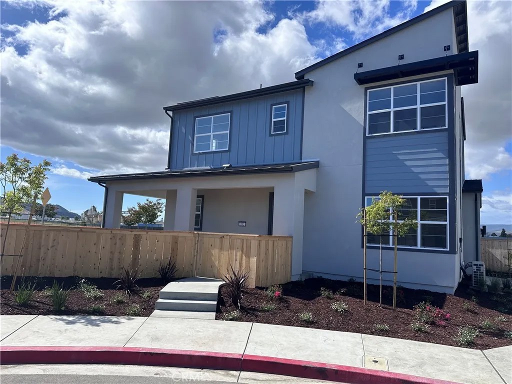 202 Kitty Hawk Court