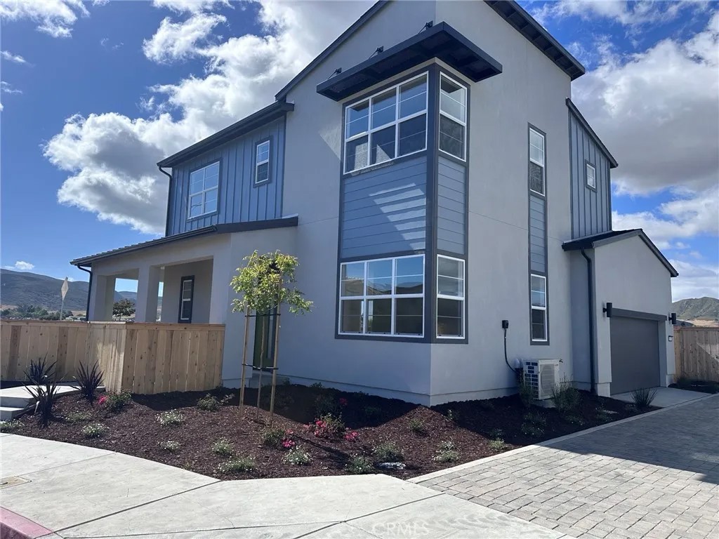 202 Kitty Hawk Court