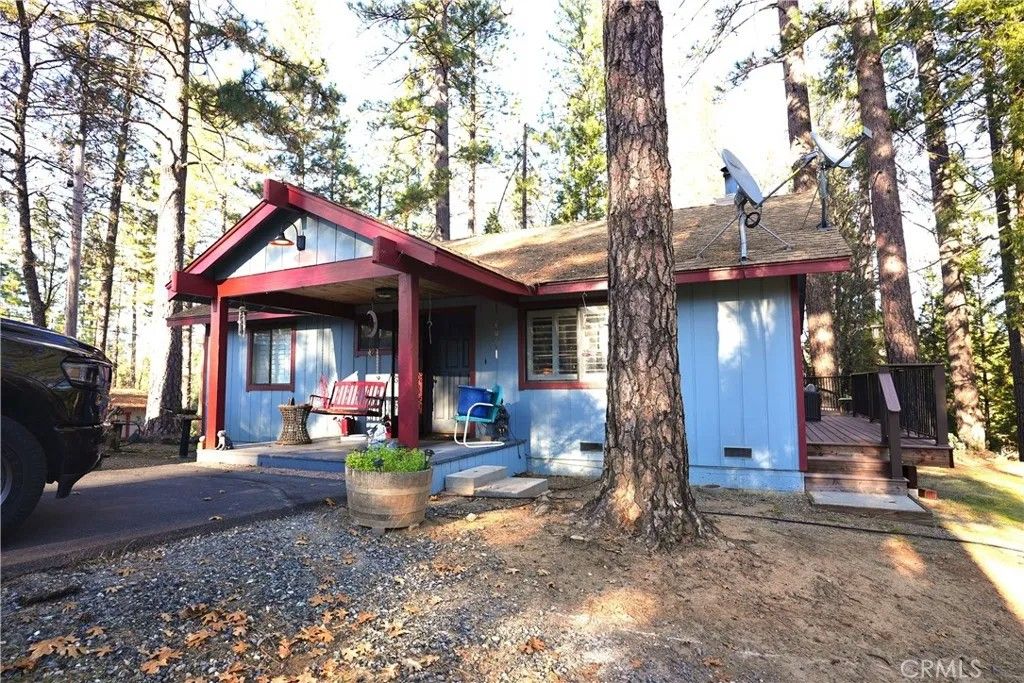 Photo of 23625 Rock Hammer Road, Groveland, CA 95321 (MLS # MC25272612)