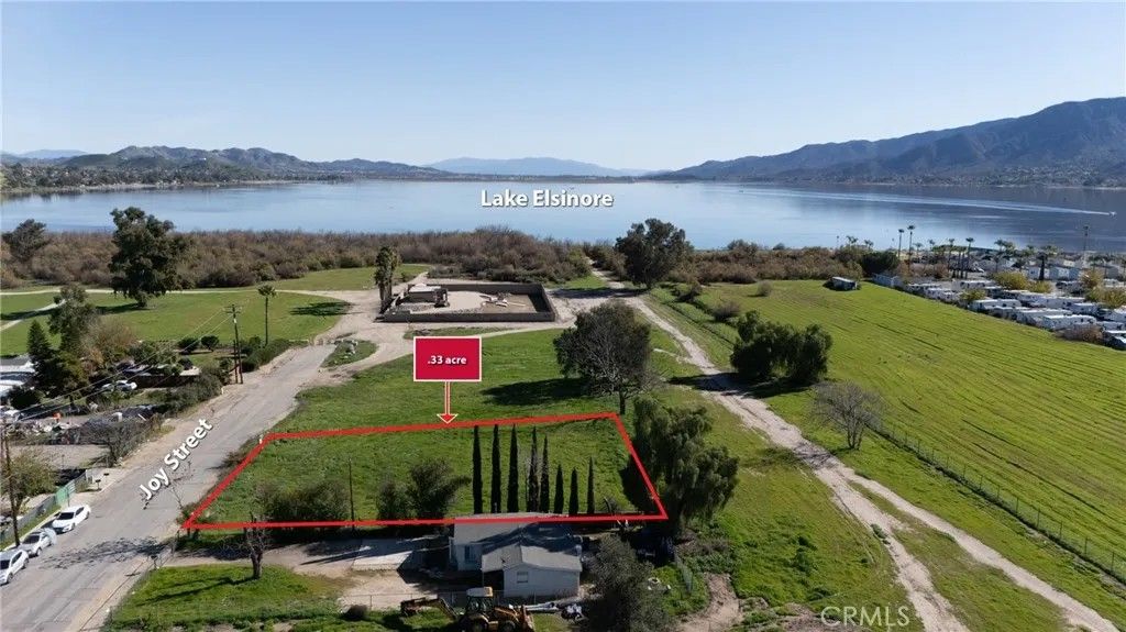 Photo of 1 Joy St, Lake Elsinore, CA 92530 (MLS # CV26019815)
