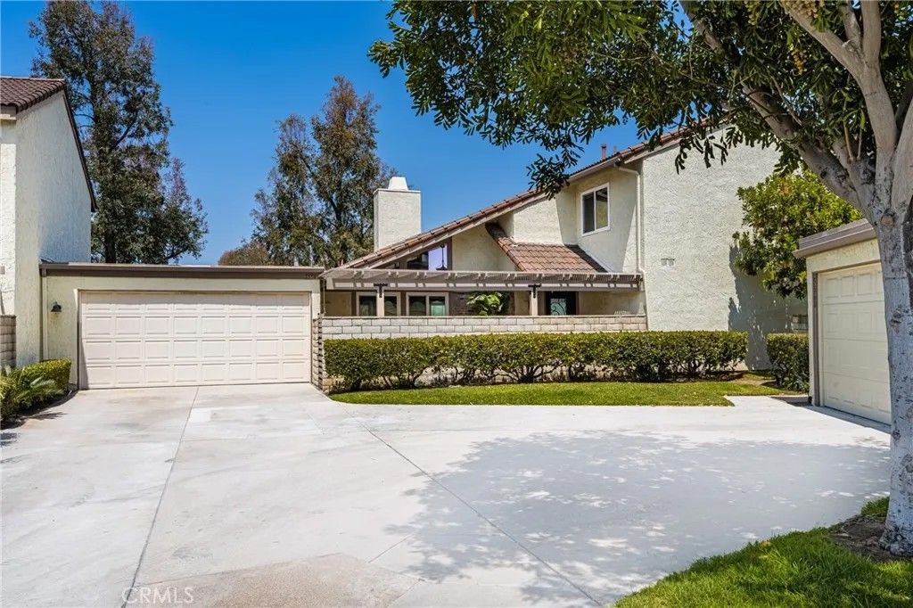 Photo of 5554 E Vista Del Rio, Anaheim, CA 92807 (MLS # PW26042192)