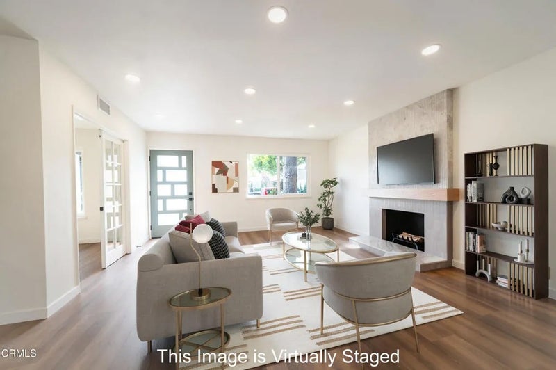 1034 Bradford Avenue
