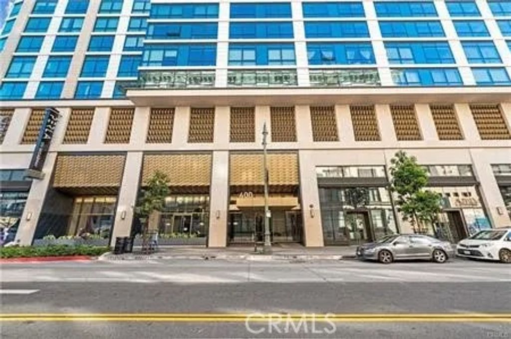 Photo of 400 S Broadway #1002, Los Angeles, CA 90013 (MLS # CV26056116)