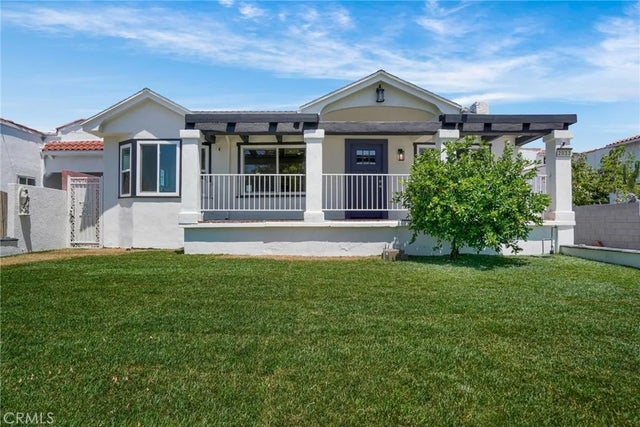 2033 W 76th Street, Los Angeles