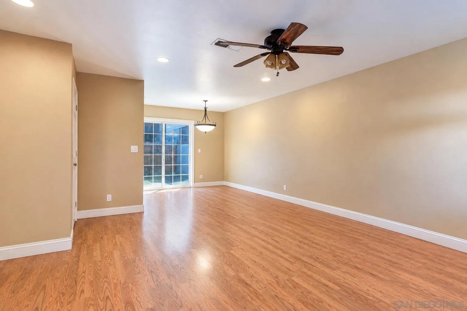 310 Sun Court