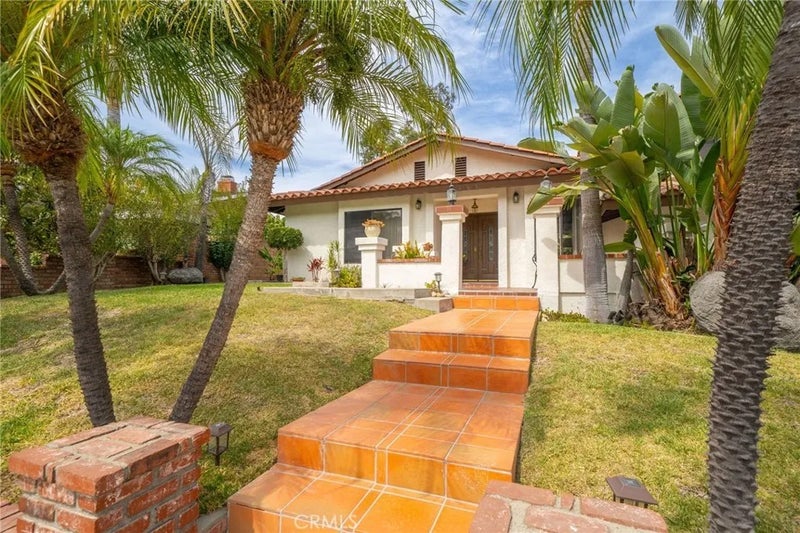 14545 Eadbrook