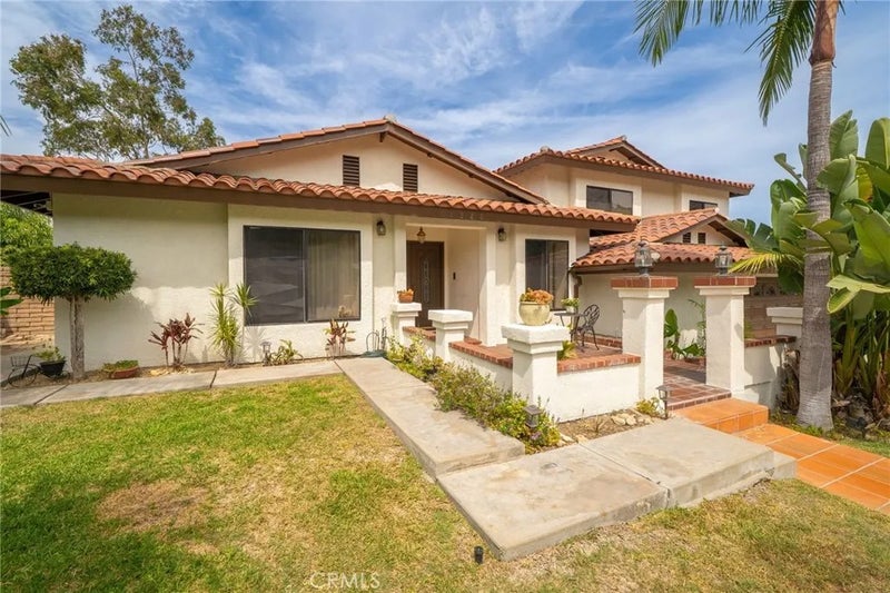 14545 Eadbrook