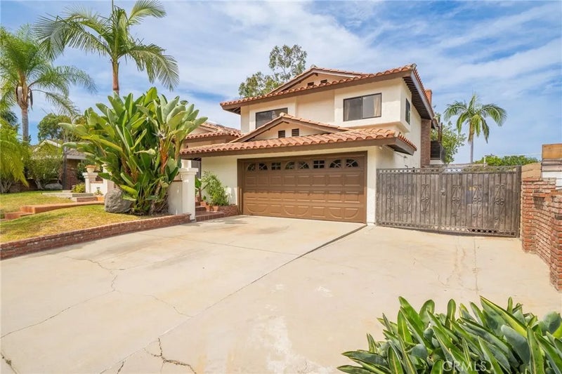14545 Eadbrook