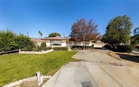 Tiny photo for 3660 Vista Way, Hemet, CA 92544 (MLS # SW25246110)