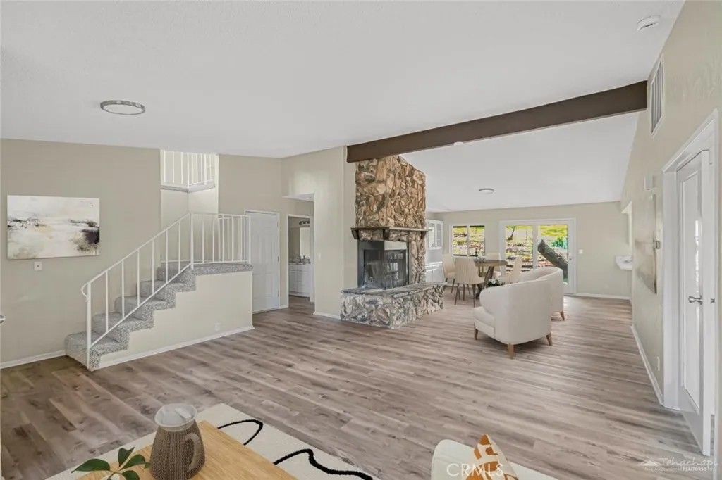 Photo of 30617 Buckskin Dr, Tehachapi, CA 93561 (MLS # SR25280496)