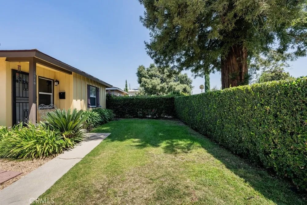 5919 Cedros