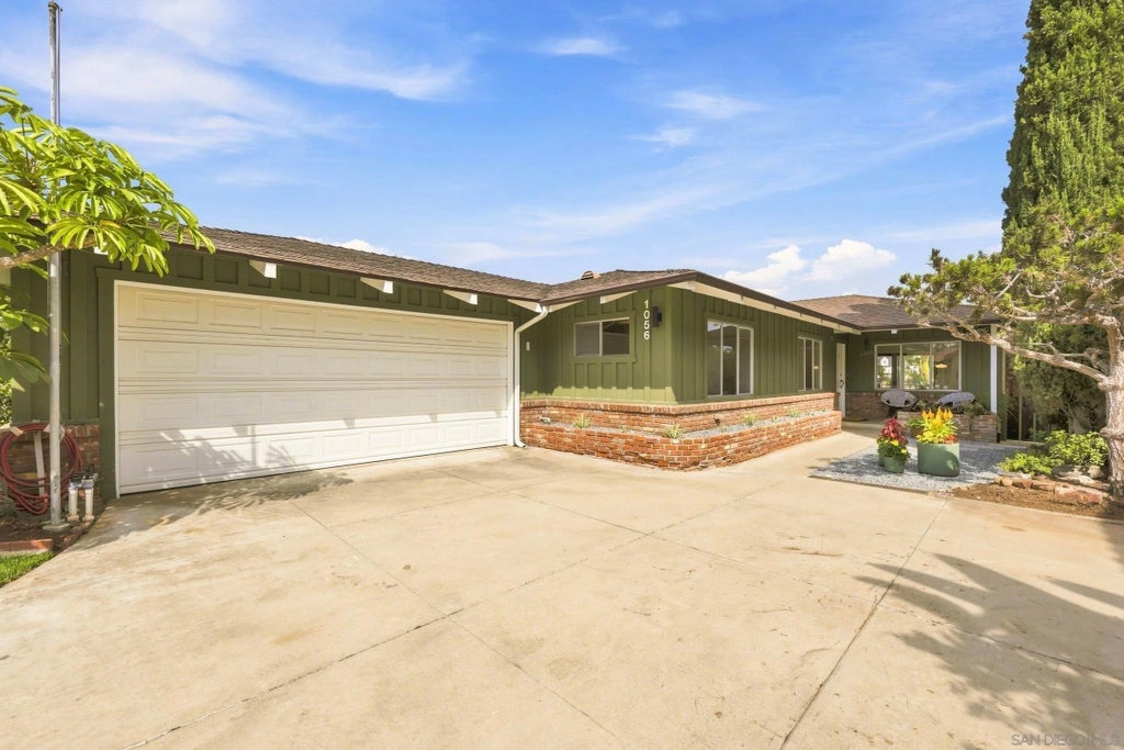 Photo of 1056 Meade Ave, San Diego, CA 92116 (MLS # 260022078)