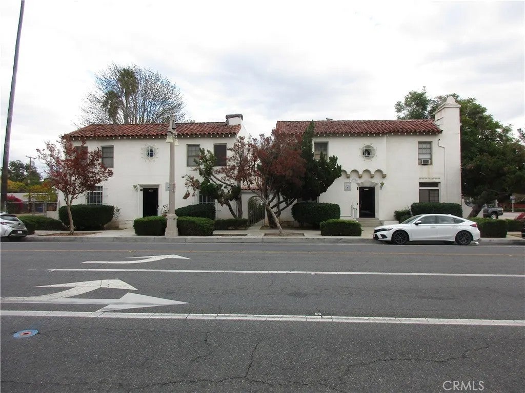 Photo of 3260 Main ST, Riverside, CA 92501 (MLS # IV26111809)