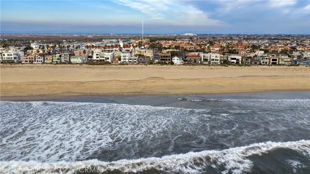 Photo of 16459 24th St, Sunset Beach, CA 90742 (MLS # OC25268924)