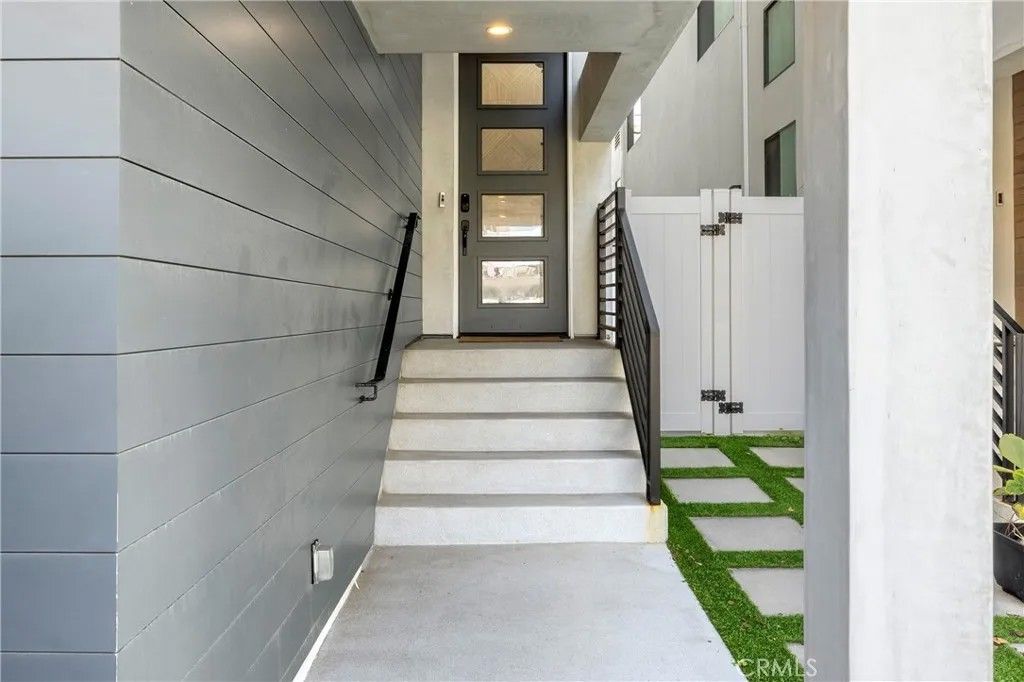 Photo of 16459 24th St, Sunset Beach, CA 90742 (MLS # OC25268924)