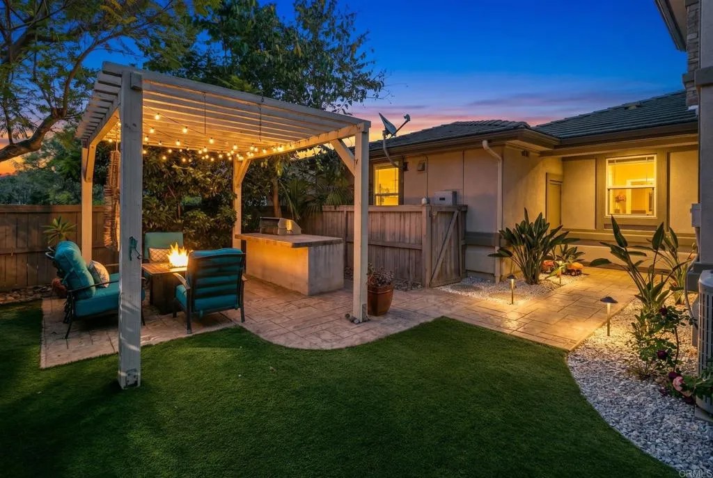 15776 Paseo Del Sur