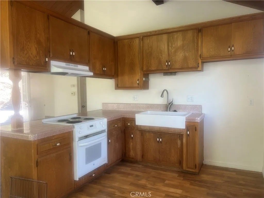 Photo of 1506 Wildcat Dr, Lake Arrowhead, CA 92352 (MLS # IG25266634)