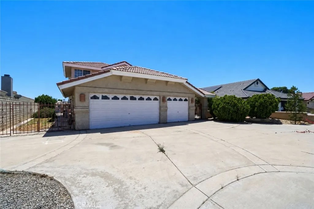 14389 Ironsides Lane