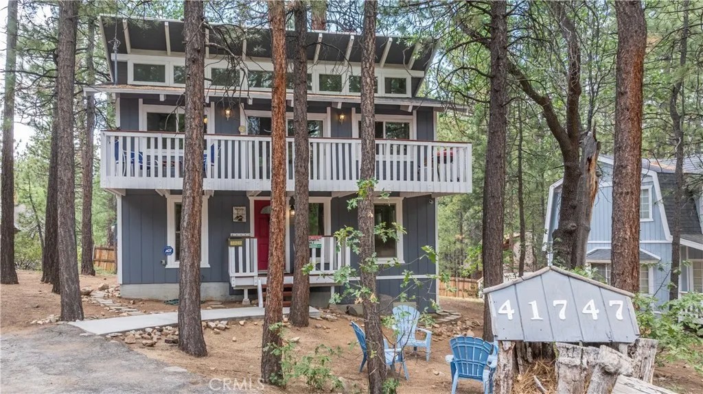41747 Comstock