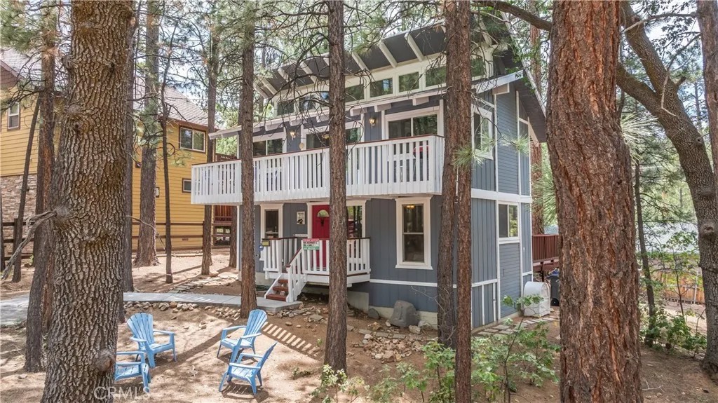41747 Comstock