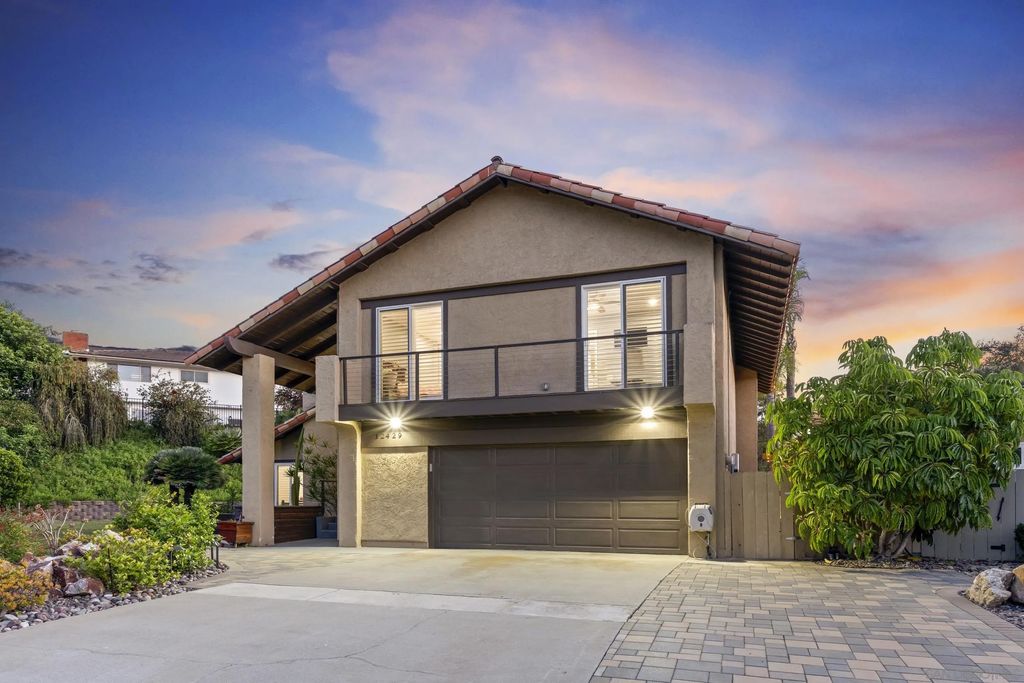 Photo of 12429 Damasco Ct, San Diego, CA 92128 (MLS # 260010246)