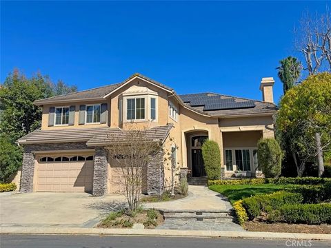 Photo of 10 Brentano Dr, Coto De Caza, CA 92679 (MLS # OC26029280)