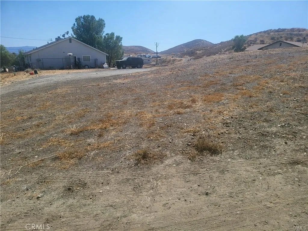 Photo of 1 Circle Drive, Menifee, CA 92587 (MLS # SW26125986)