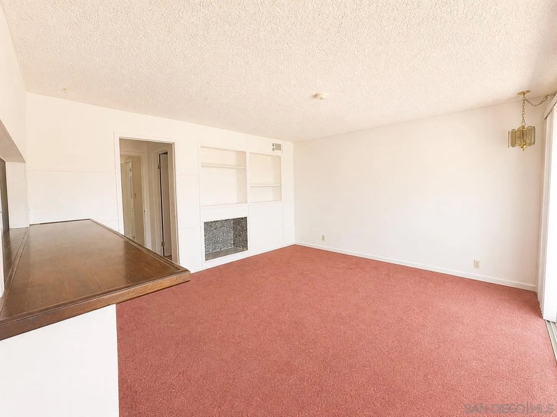 2640 Worden St 210
