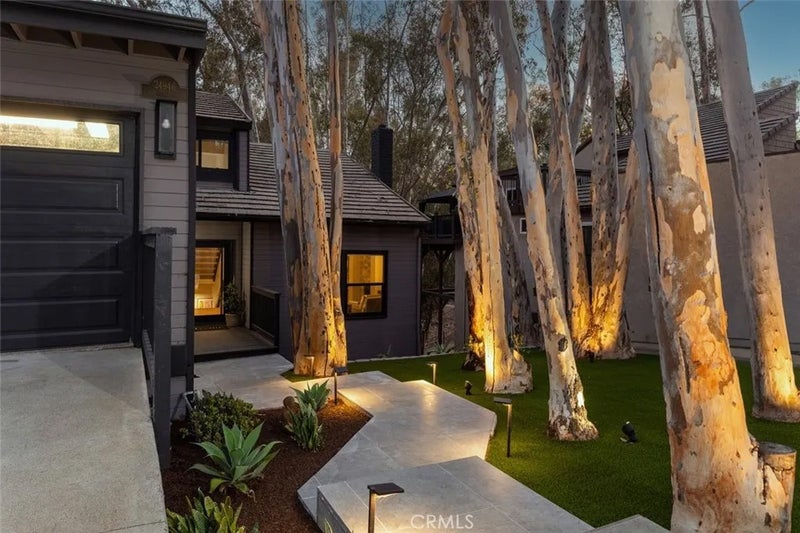 24946 Ravenswood