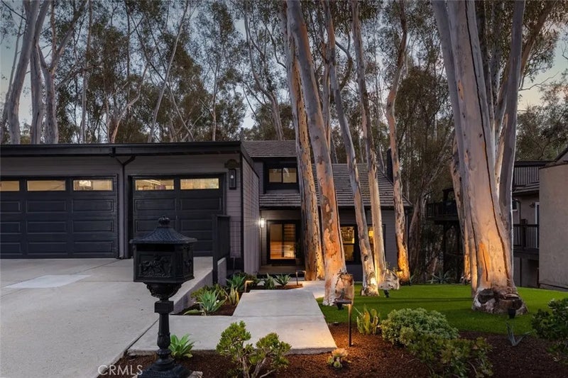 24946 Ravenswood