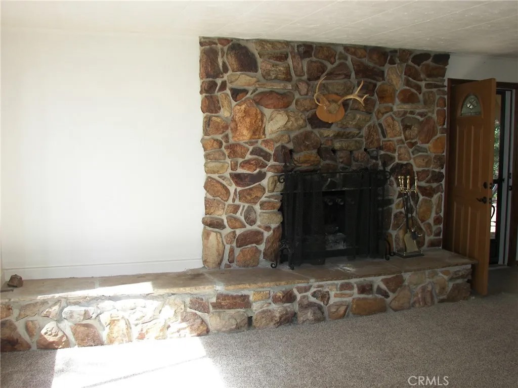 21636 Sawpit Canyon