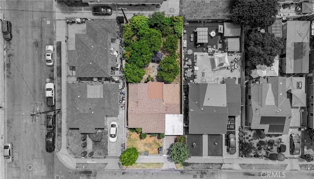 1818 N Rose