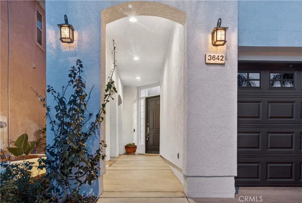 Photo of 3642 Calle Jazmin, Calabasas, CA 91302 (MLS # SR26015447)