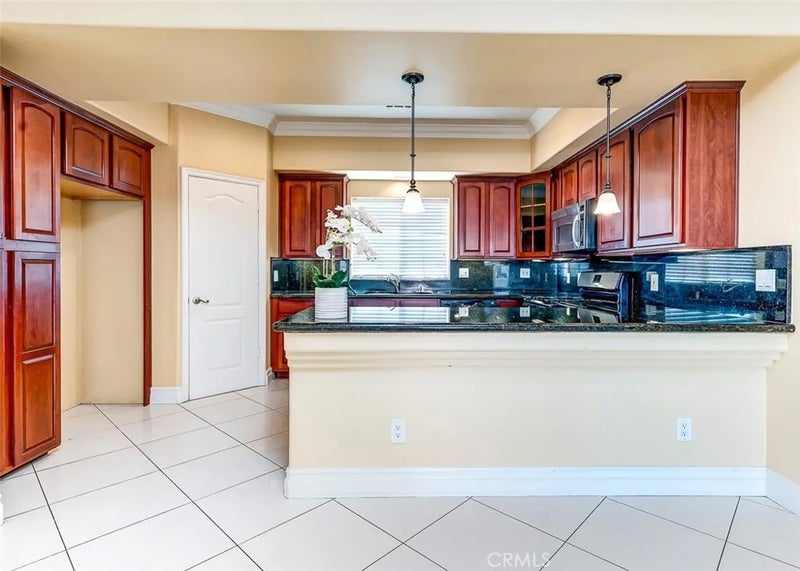 4326 Clara St.