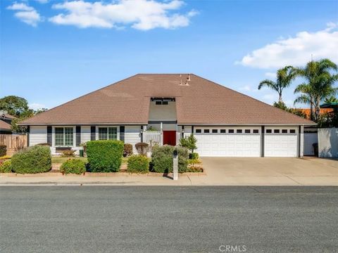 Photo of 315 Larkspur Dr, Santa Maria, CA 93455 (MLS # PI25246030) Photo of 315 Larkspur Dr, Santa Maria, CA 93455 (MLS # PI25246030)