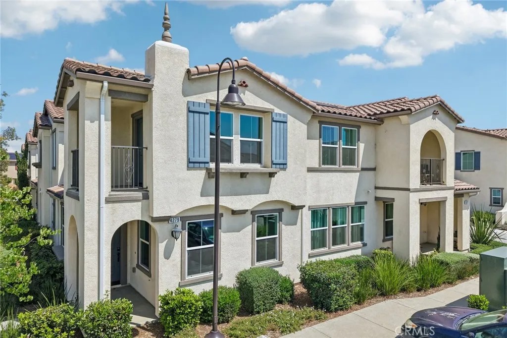 4279 S Hermosa Paseo