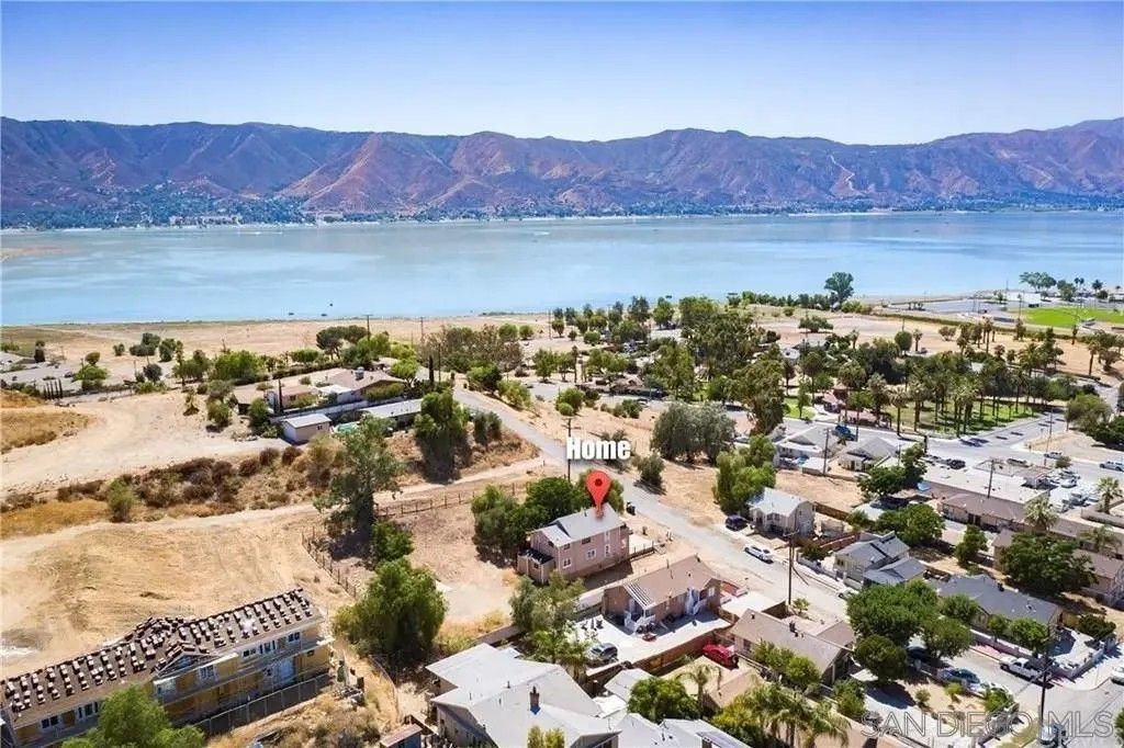Photo of 176 Olive St, Lake Elsinore, CA 92530 (MLS # 250042311)