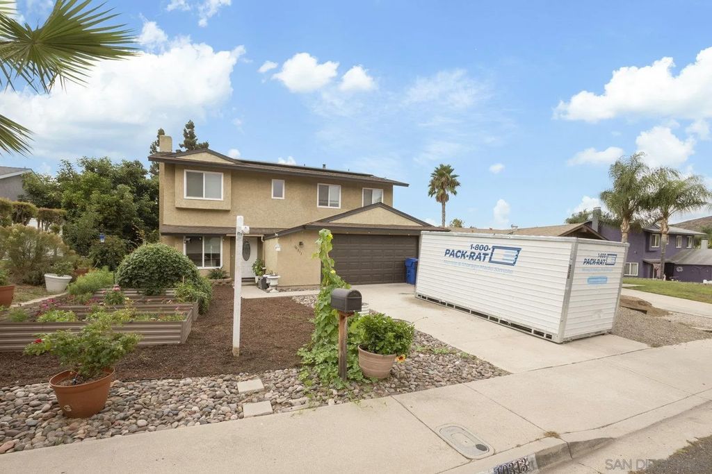 Photo of 10313 Princess Marcie Dr, Santee, CA 92071 (MLS # 250040116)