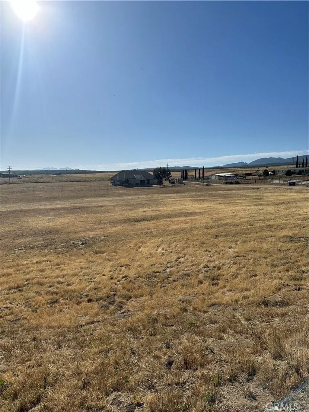 Photo of 472 Roundup, Aguanga, CA 92536 (MLS # SW25224763)