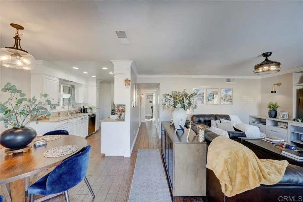 10321 Santana Ranch Dr.