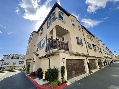 419 Atlas Escondido CA 92025