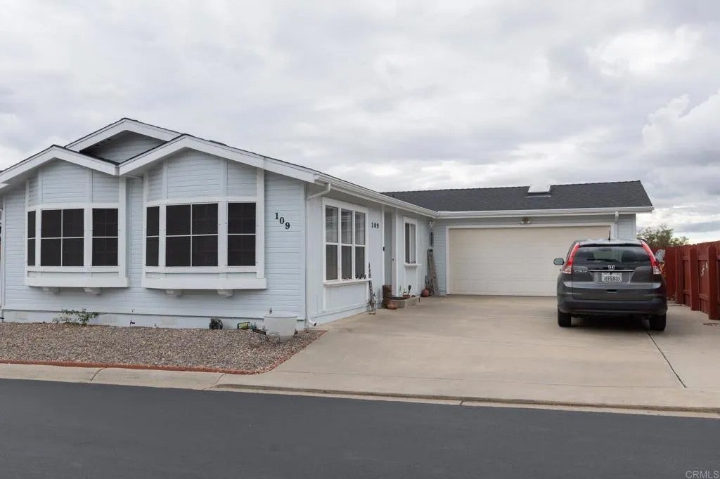 Photo of 15935 Spring Oaks Rd, El Cajon, CA 92021 (MLS # PTP2608018)
