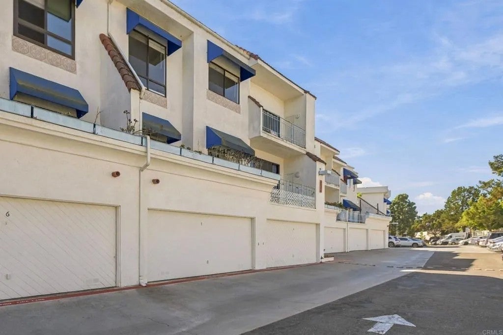 8310 Regents Road 3H