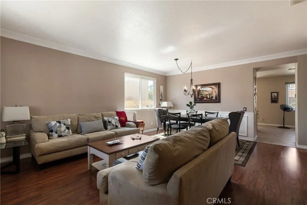 Photo of 30511 Corsica Pl, Castaic, CA 91384 (MLS # CV26065588)