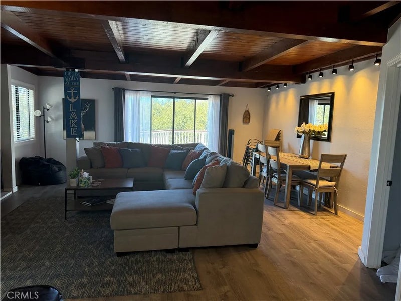 1228 Acadia