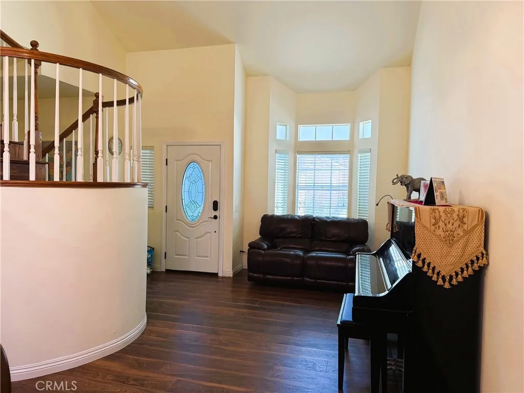 430 W Walnut Avenue West