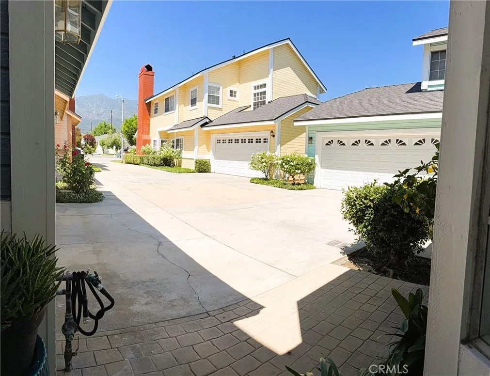 430 W Walnut Avenue West