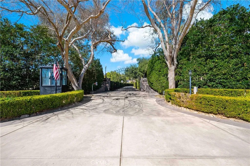 36500 De Portola Road