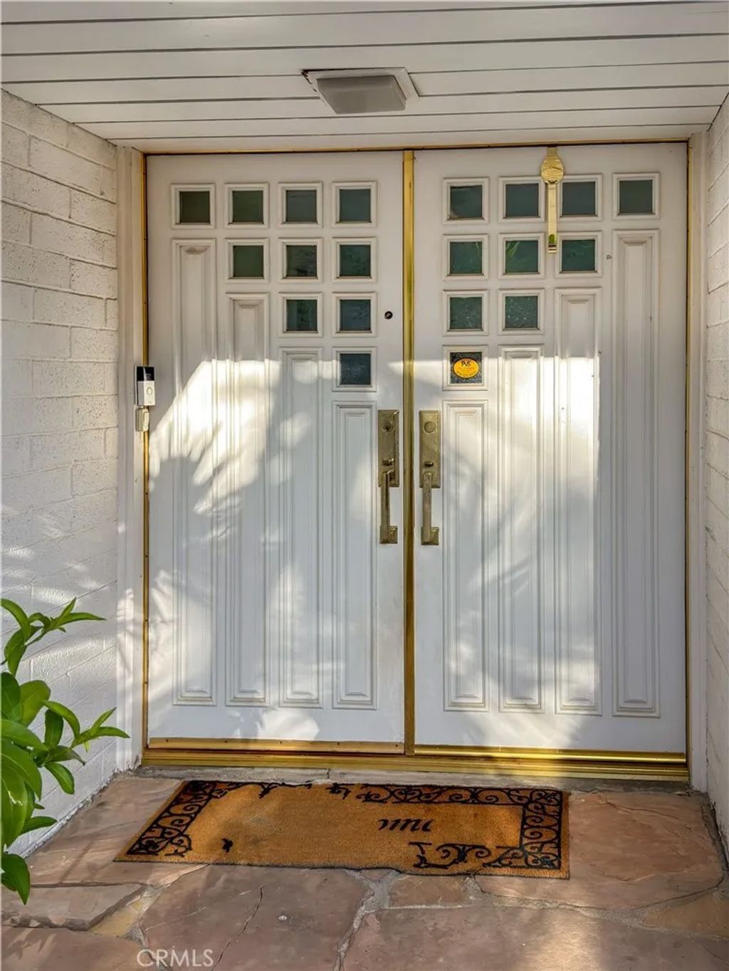 Photo of 4 Eastfield Dr, Rolling Hills, CA 90274 (MLS # SB26083799)