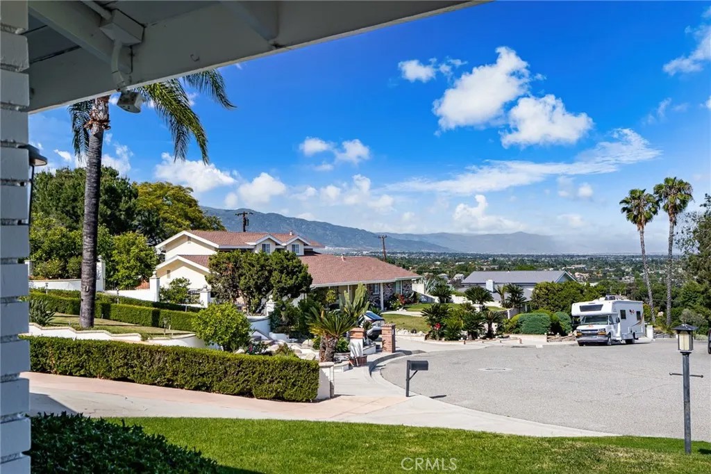 7880 Chula Vista Drive